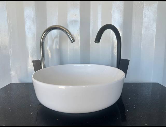 4 BEDROOM HOUSE FOR SALE IN SANDOWN